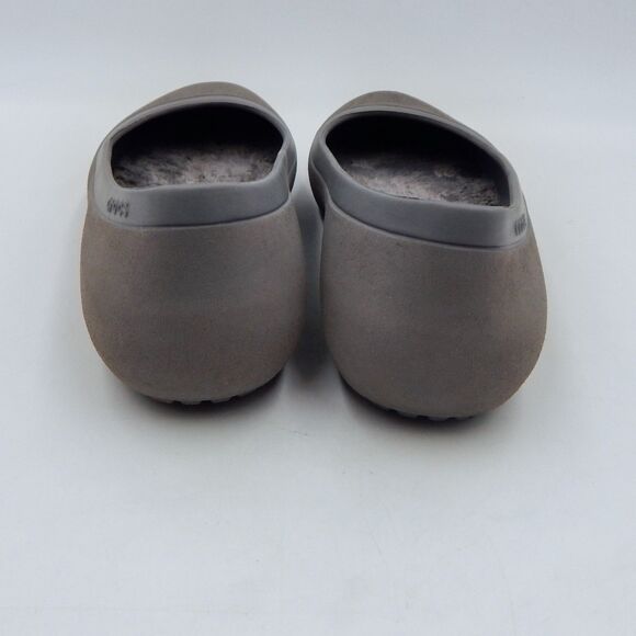 Crocs Women's Gray Mammoth Ballet Flats Slip On Size 7 Faux Fur Lined Shoes - Picture 4 of 12